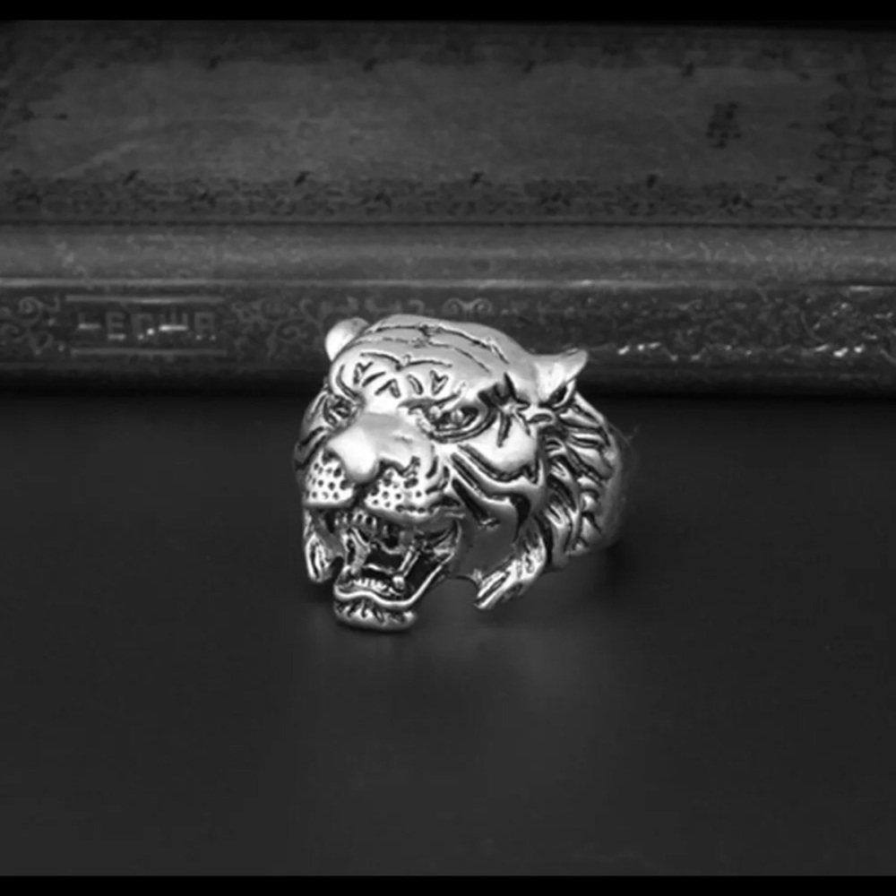 New Men’s Stainless Steele Tiger 🐅 Ring - Picture 5 of 8